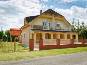 Apartment Daisy 1 by Interhome, Balatonmariafürdö